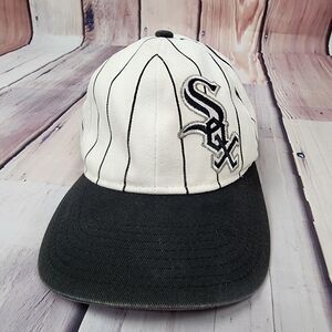 Vintage Starter Team Hat Chicago White Sox 90s Hook&Loop Back The Right Hat RARE